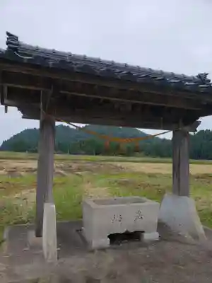 熊野神社の手水舎