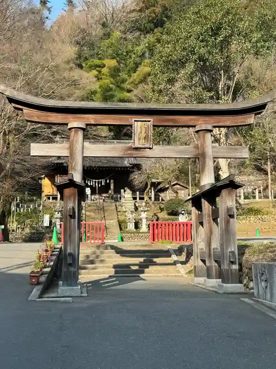 高尾山麓氷川神社(東京都)