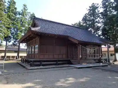 遠賀神社の本殿・本堂