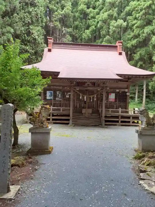熊野神社の本殿・本堂