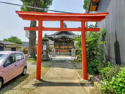 秋葉三尺坊大士 大士堂(秋葉教会)の鳥居