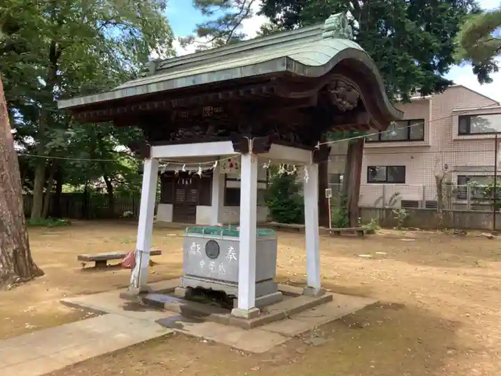 大泉諏訪神社の手水舎