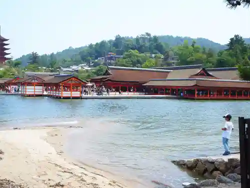 厳島神社の建物その他