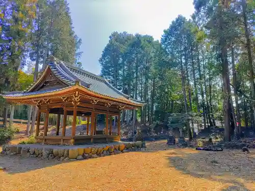 神明白山社相殿（杁下）のその他建物