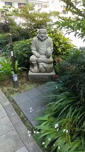 成子天神社の像