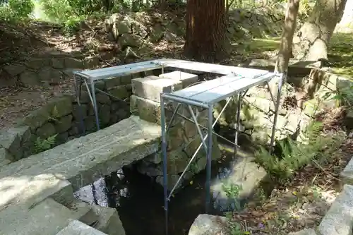 走田神社の末社