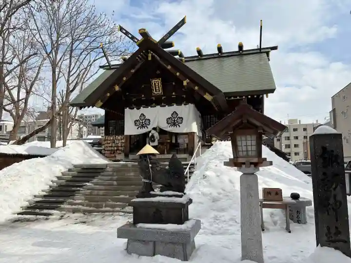 札幌諏訪神社の本殿・本堂