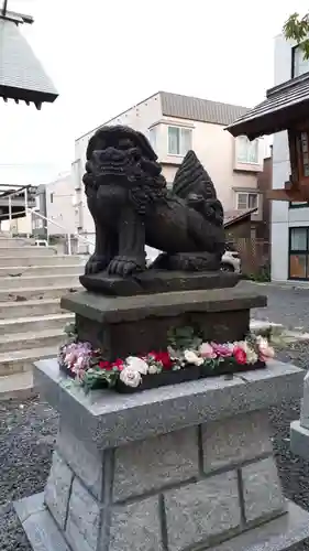 札幌諏訪神社の狛犬