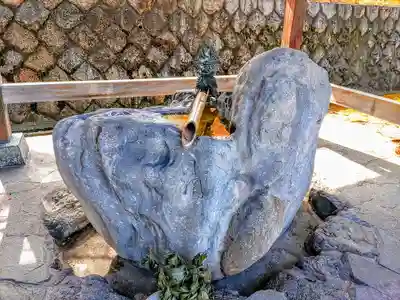 津島社の手水舎