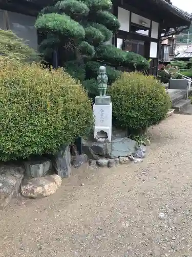 久昌寺の像