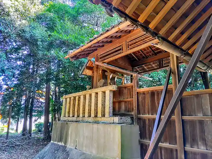 手白神社の本殿・本堂