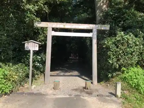 神麻続機殿神社(皇大神宮所管社)の鳥居