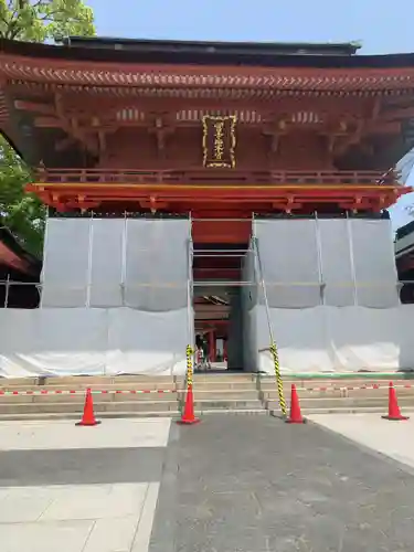 富士山本宮浅間大社の山門・神門