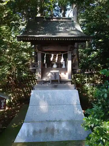西堀氷川神社の末社・摂社