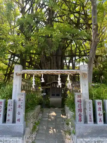 稲毛神社の{uncategorized: "未分類", other: "その他", undefined: "問題あり", building: "その他建物", grave: "お墓", sacred_gate: "鳥居", guardian: "狛犬", statue: "像", buddha: "仏像", history: "歴史", nature: "自然", garden: "庭園", animal: "動物", pagoda: "塔", temizu: "手水舎", mountain_gate: "山門・神門", sanctuary: "本殿・本堂", subordinate: "末社・摂社", art: "芸術", scenery: "景色", jizo: "地蔵", ema: "絵馬", goshuin: "御朱印", omikuji: "おみくじ", items: "授与品その他", amulet: "お守り", goshuincho: "御朱印帳", eats: "食事", festival: "お祭り", votive_dance: "神楽", shichigosan: "七五三参", wedding: "結婚式", experience: "体験その他", initially: "初詣", around: "周辺", anti_infection: "感染症対策"}
