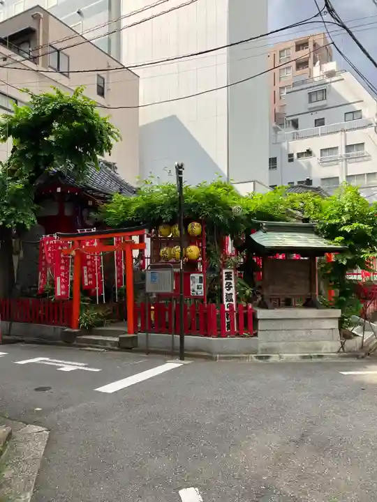 装束稲荷神社(王子稲荷神社境外摂社)(東京都)