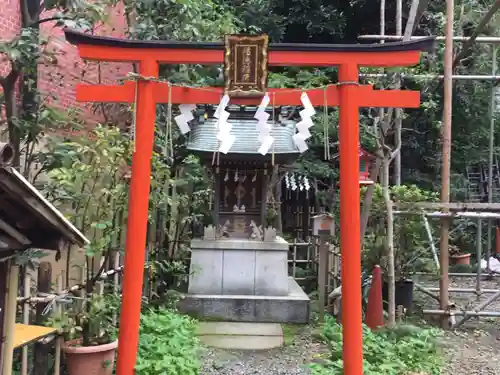 三田春日神社の鳥居