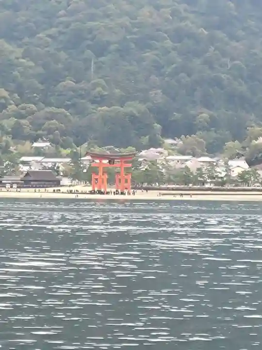 厳島神社(広島県)