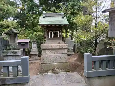 白幡天神社の{uncategorized: "未分類", other: "その他", undefined: "問題あり", building: "その他建物", grave: "お墓", sacred_gate: "鳥居", guardian: "狛犬", statue: "像", buddha: "仏像", history: "歴史", nature: "自然", garden: "庭園", animal: "動物", pagoda: "塔", temizu: "手水舎", mountain_gate: "山門・神門", sanctuary: "本殿・本堂", subordinate: "末社・摂社", art: "芸術", scenery: "景色", jizo: "地蔵", ema: "絵馬", goshuin: "御朱印", omikuji: "おみくじ", items: "授与品その他", amulet: "お守り", goshuincho: "御朱印帳", eats: "食事", festival: "お祭り", votive_dance: "神楽", shichigosan: "七五三参", wedding: "結婚式", experience: "体験その他", initially: "初詣", around: "周辺", anti_infection: "感染症対策"}
