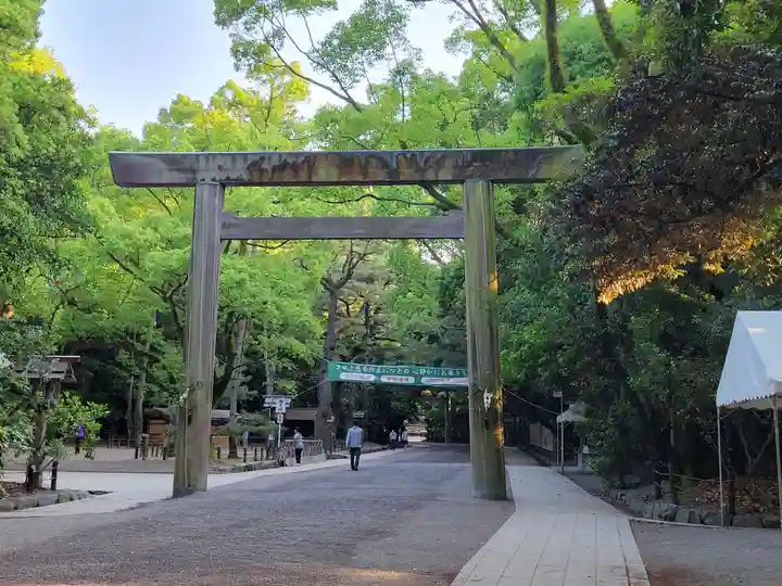 熱田神宮の鳥居
