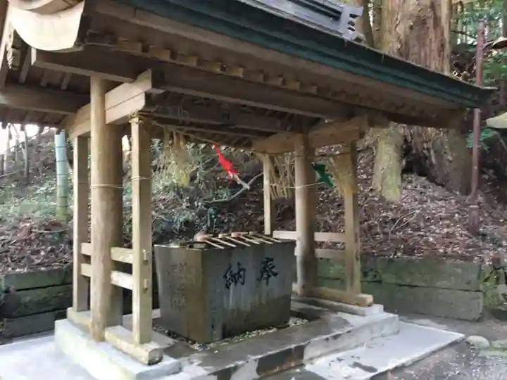 槵觸神社の手水舎