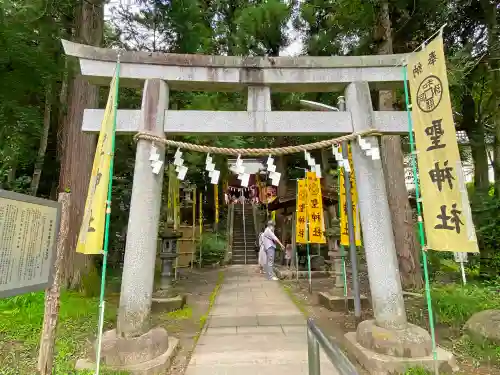 聖神社の鳥居