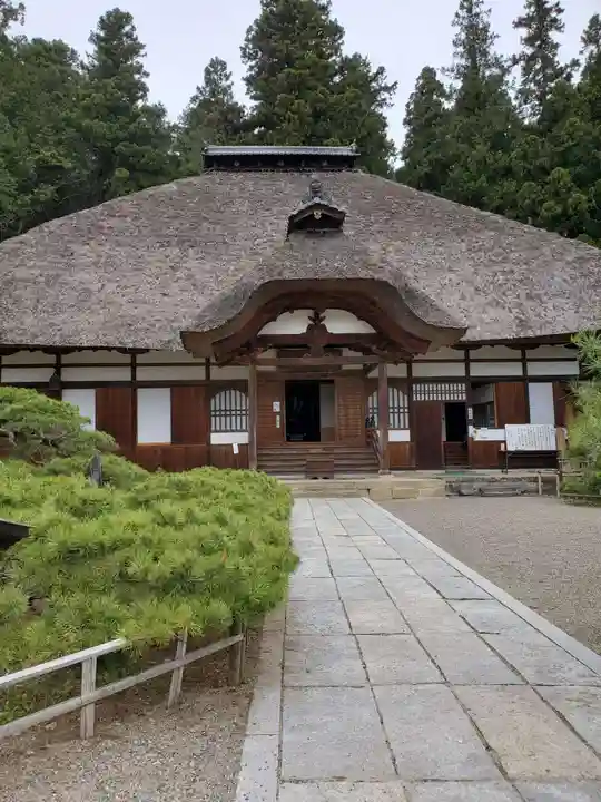 常楽寺の本殿・本堂