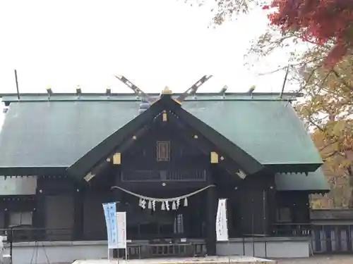 千歳神社の本殿