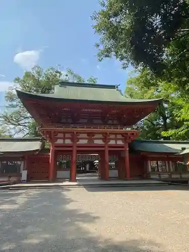 武蔵一宮氷川神社の山門