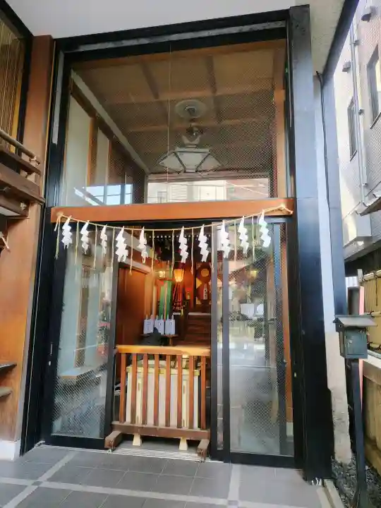松島神社の{uncategorized: "未分類", other: "その他", undefined: "問題あり", building: "その他建物", grave: "お墓", sacred_gate: "鳥居", guardian: "狛犬", statue: "像", buddha: "仏像", history: "歴史", nature: "自然", garden: "庭園", animal: "動物", pagoda: "塔", temizu: "手水舎", mountain_gate: "山門・神門", sanctuary: "本殿・本堂", subordinate: "末社・摂社", art: "芸術", scenery: "景色", jizo: "地蔵", ema: "絵馬", goshuin: "御朱印", omikuji: "おみくじ", items: "授与品その他", amulet: "お守り", goshuincho: "御朱印帳", eats: "食事", festival: "お祭り", votive_dance: "神楽", shichigosan: "七五三参", wedding: "結婚式", experience: "体験その他", initially: "初詣", around: "周辺", anti_infection: "感染症対策"}