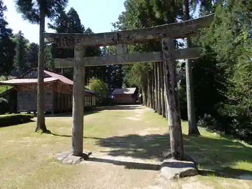 飯石神社の鳥居