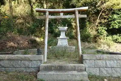 炬口八幡神社の末社・摂社