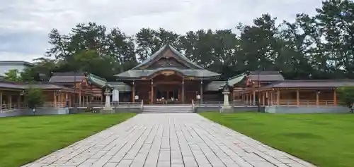 新潟縣護國神社の本殿・本堂