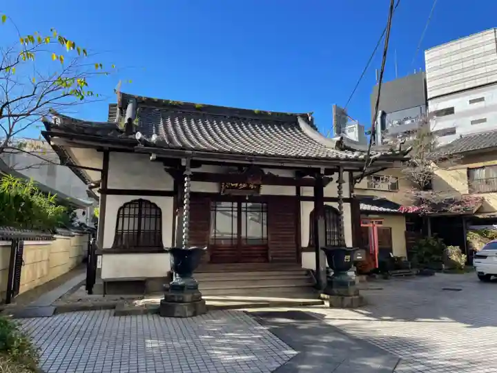 長幸寺の本殿・本堂