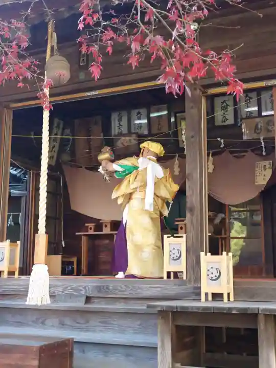 入間川大国神社の{uncategorized: "未分類", other: "その他", undefined: "問題あり", building: "その他建物", grave: "お墓", sacred_gate: "鳥居", guardian: "狛犬", statue: "像", buddha: "仏像", history: "歴史", nature: "自然", garden: "庭園", animal: "動物", pagoda: "塔", temizu: "手水舎", mountain_gate: "山門・神門", sanctuary: "本殿・本堂", subordinate: "末社・摂社", art: "芸術", scenery: "景色", jizo: "地蔵", ema: "絵馬", goshuin: "御朱印", omikuji: "おみくじ", items: "授与品その他", amulet: "お守り", goshuincho: "御朱印帳", eats: "食事", festival: "お祭り", votive_dance: "神楽", shichigosan: "七五三参", wedding: "結婚式", experience: "体験その他", initially: "初詣", around: "周辺", anti_infection: "感染症対策"}