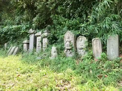 白旗神社の仏像