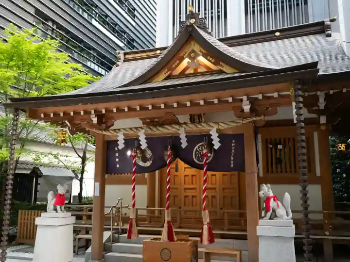 福徳神社(芽吹稲荷)の{uncategorized: "未分類", other: "その他", undefined: "問題あり", building: "その他建物", grave: "お墓", sacred_gate: "鳥居", guardian: "狛犬", statue: "像", buddha: "仏像", history: "歴史", nature: "自然", garden: "庭園", animal: "動物", pagoda: "塔", temizu: "手水舎", mountain_gate: "山門・神門", sanctuary: "本殿・本堂", subordinate: "末社・摂社", art: "芸術", scenery: "景色", jizo: "地蔵", ema: "絵馬", goshuin: "御朱印", omikuji: "おみくじ", items: "授与品その他", amulet: "お守り", goshuincho: "御朱印帳", eats: "食事", festival: "お祭り", votive_dance: "神楽", shichigosan: "七五三参", wedding: "結婚式", experience: "体験その他", initially: "初詣", around: "周辺", anti_infection: "感染症対策"}