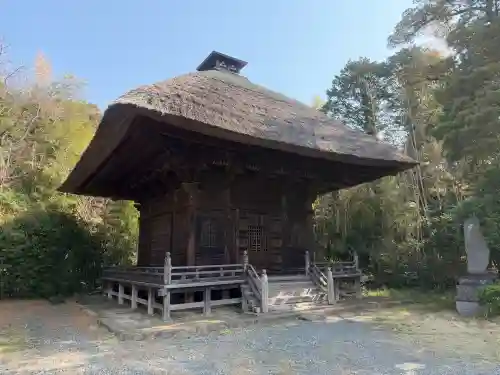 稱名寺（称名寺）の{uncategorized: "未分類", other: "その他", undefined: "問題あり", building: "その他建物", grave: "お墓", sacred_gate: "鳥居", guardian: "狛犬", statue: "像", buddha: "仏像", history: "歴史", nature: "自然", garden: "庭園", animal: "動物", pagoda: "塔", temizu: "手水舎", mountain_gate: "山門・神門", sanctuary: "本殿・本堂", subordinate: "末社・摂社", art: "芸術", scenery: "景色", jizo: "地蔵", ema: "絵馬", goshuin: "御朱印", omikuji: "おみくじ", items: "授与品その他", amulet: "お守り", goshuincho: "御朱印帳", eats: "食事", festival: "お祭り", votive_dance: "神楽", shichigosan: "七五三参", wedding: "結婚式", experience: "体験その他", initially: "初詣", around: "周辺", anti_infection: "感染症対策"}