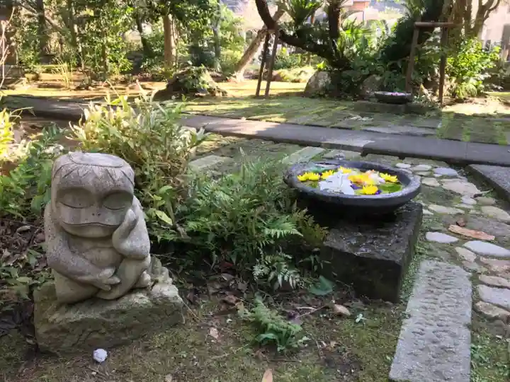 かっぱの寺 栖足寺の狛犬