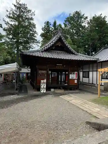 生島足島神社の建物その他