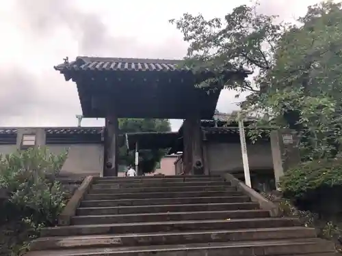 泉岳寺の山門・神門