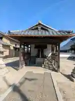 市殿神社の{uncategorized: "未分類", other: "その他", undefined: "問題あり", building: "その他建物", grave: "お墓", sacred_gate: "鳥居", guardian: "狛犬", statue: "像", buddha: "仏像", history: "歴史", nature: "自然", garden: "庭園", animal: "動物", pagoda: "塔", temizu: "手水舎", mountain_gate: "山門・神門", sanctuary: "本殿・本堂", subordinate: "末社・摂社", art: "芸術", scenery: "景色", jizo: "地蔵", ema: "絵馬", goshuin: "御朱印", omikuji: "おみくじ", items: "授与品その他", amulet: "お守り", goshuincho: "御朱印帳", eats: "食事", festival: "お祭り", votive_dance: "神楽", shichigosan: "七五三参", wedding: "結婚式", experience: "体験その他", initially: "初詣", around: "周辺", anti_infection: "感染症対策"}