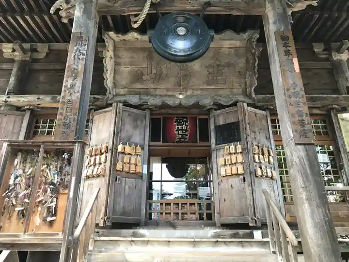 恵隆寺(立木千手観音)の本殿・本堂