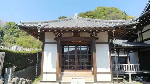 佛眼寺の本殿