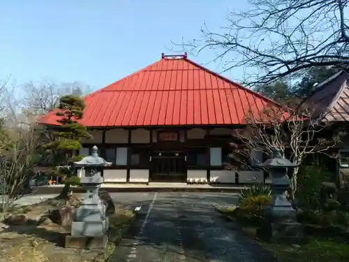 高前寺の本殿・本堂