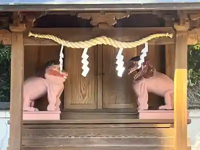 芳養八幡神社の{uncategorized: "未分類", other: "その他", undefined: "問題あり", building: "その他建物", grave: "お墓", sacred_gate: "鳥居", guardian: "狛犬", statue: "像", buddha: "仏像", history: "歴史", nature: "自然", garden: "庭園", animal: "動物", pagoda: "塔", temizu: "手水舎", mountain_gate: "山門・神門", sanctuary: "本殿・本堂", subordinate: "末社・摂社", art: "芸術", scenery: "景色", jizo: "地蔵", ema: "絵馬", goshuin: "御朱印", omikuji: "おみくじ", items: "授与品その他", amulet: "お守り", goshuincho: "御朱印帳", eats: "食事", festival: "お祭り", votive_dance: "神楽", shichigosan: "七五三参", wedding: "結婚式", experience: "体験その他", initially: "初詣", around: "周辺", anti_infection: "感染症対策"}