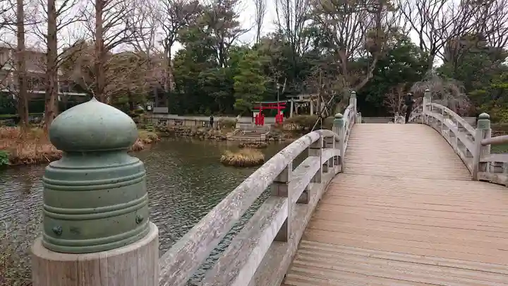 千束八幡神社の庭園