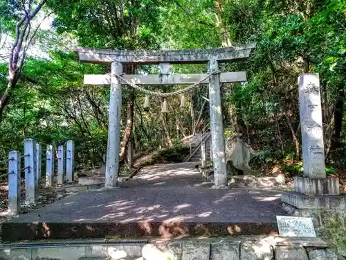 森岡神社の鳥居