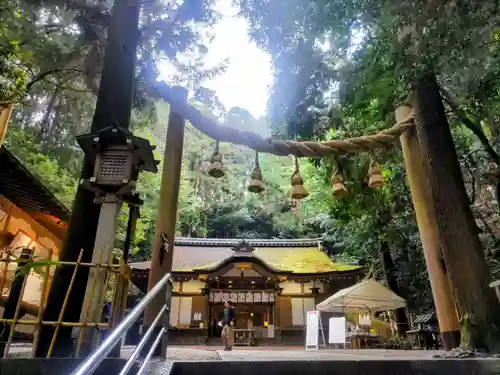 狭井坐大神荒魂神社(狭井神社)(奈良県)