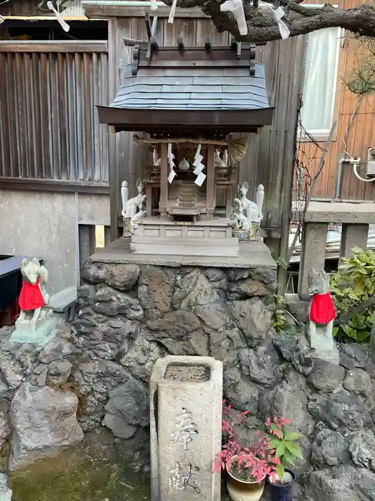 松尾稲荷神社の末社・摂社